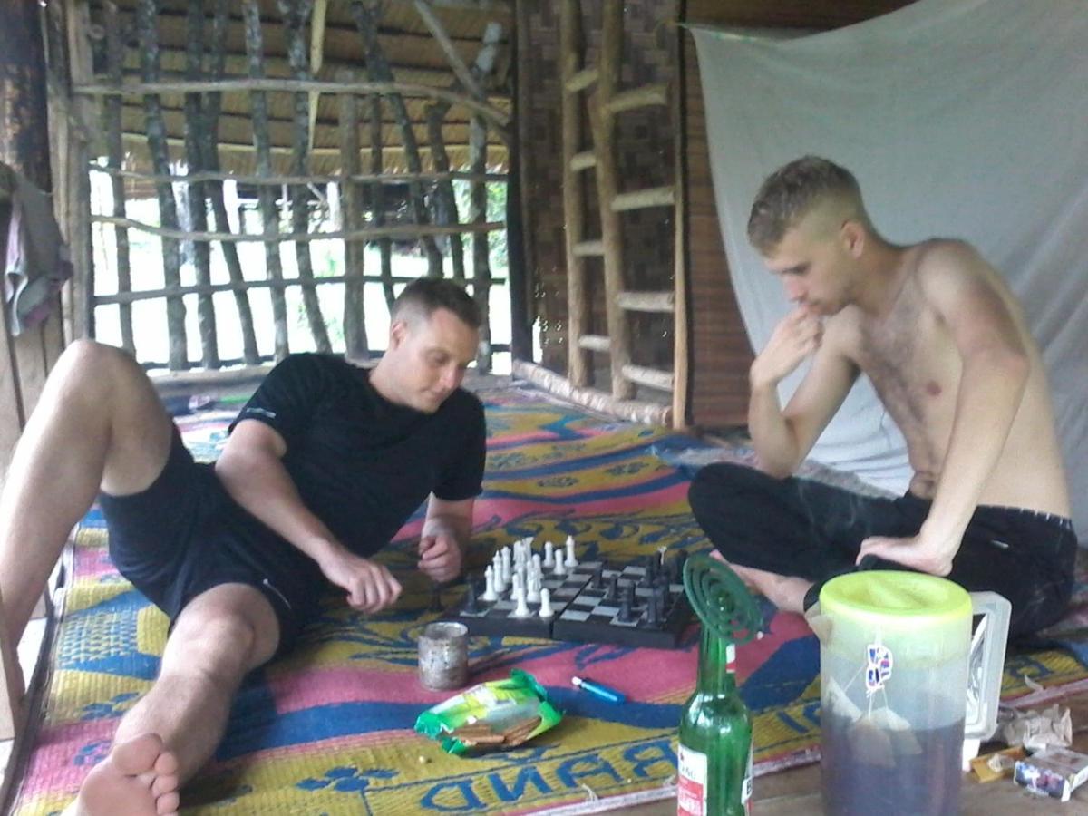 Orangutantreksumatra & Lovely Jungle Lodge Only Book If You Are Treking With Us Bukit Lawang Exterior photo