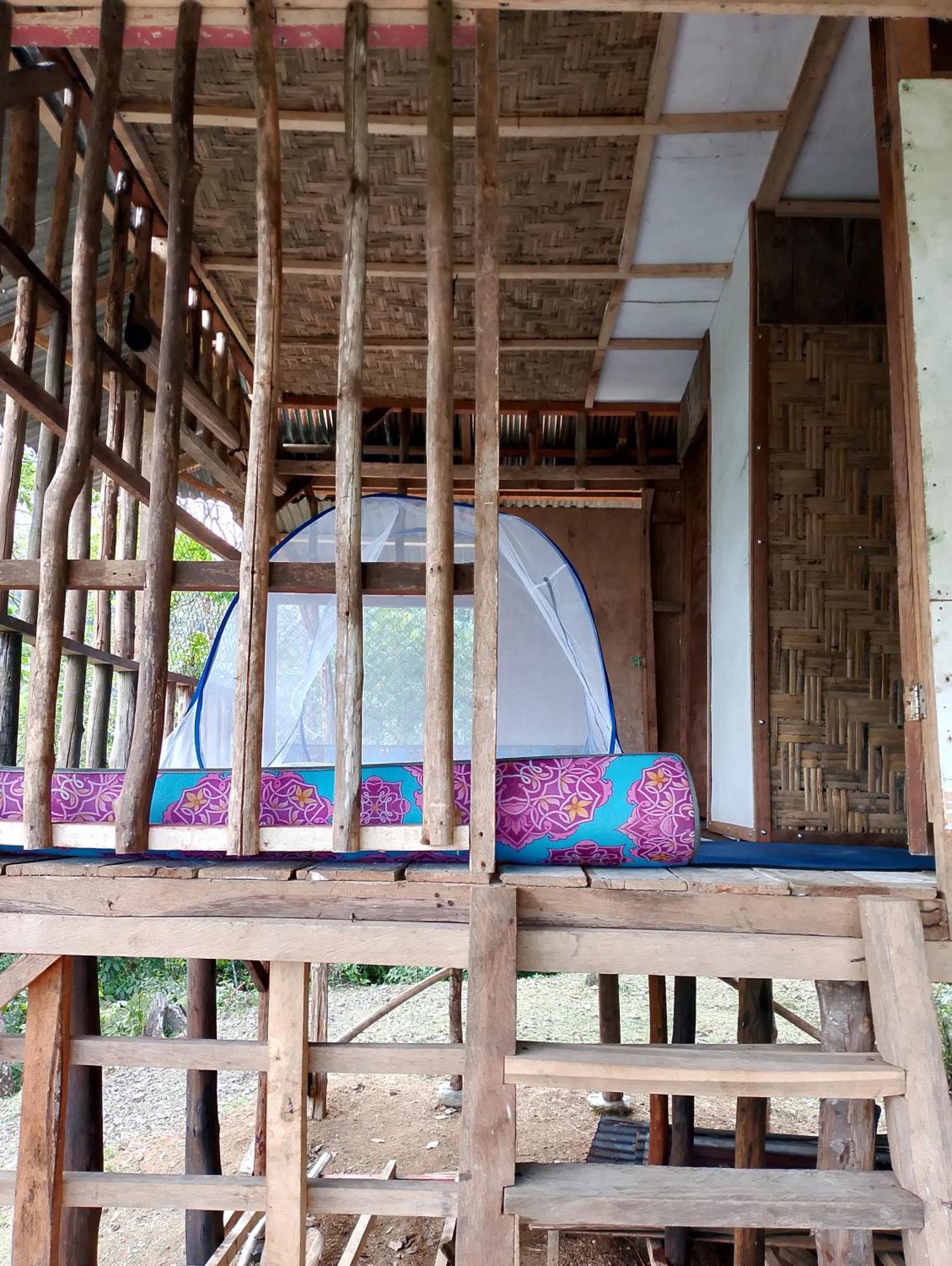 Orangutantreksumatra & Lovely Jungle Lodge Only Book If You Are Treking With Us Bukit Lawang Exterior photo